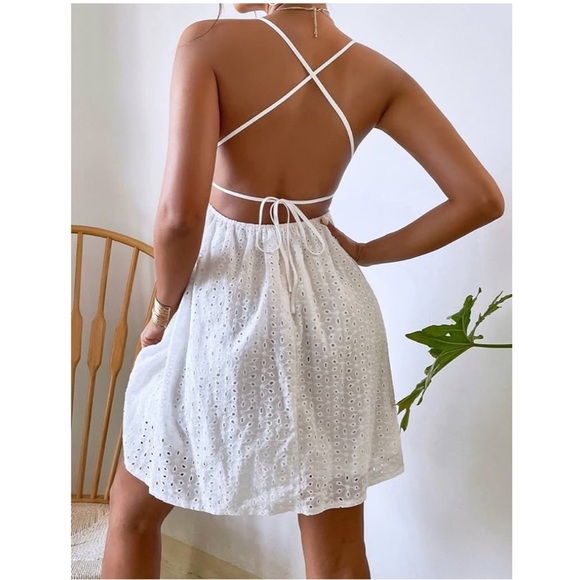 Women's Dress Crisscross Tie Backless Schiffy Slip Dress Dresses - Picture 2 of 4